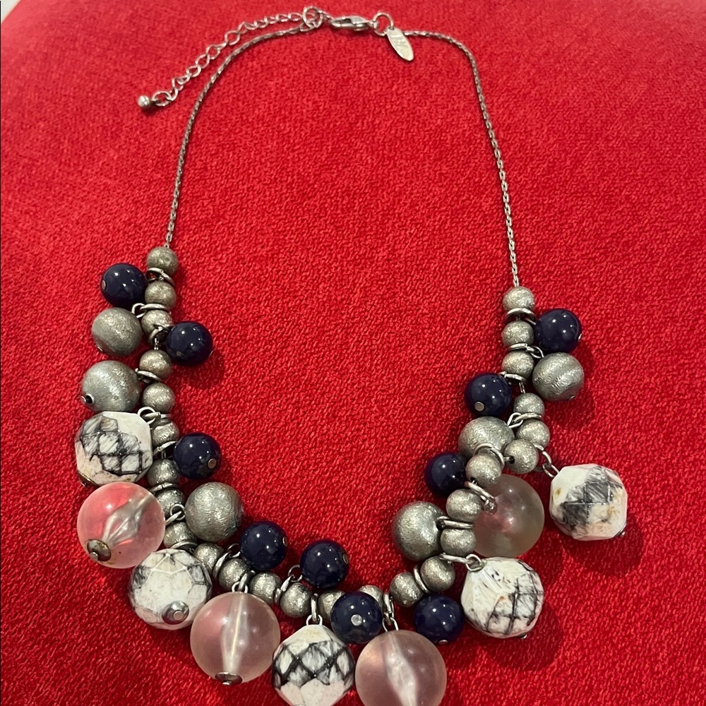 NY Collection Silver and navy color Necklace